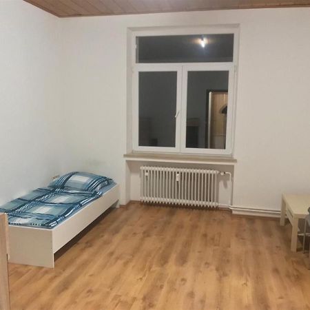 2 Zimmer Wohnungen K&K Unterkunft. Gbr ドゥイスブルグ エクステリア 写真